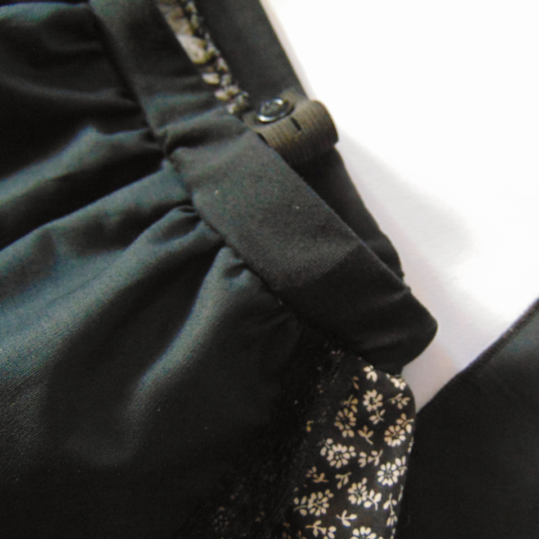 falda castañera negra y blanca elasticos